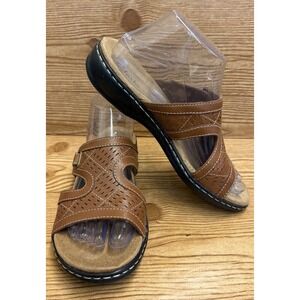 Clarks Leisa Sugar Women's 8 M Brown Camel Leather Slip On Sandals